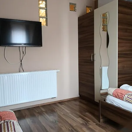 Borostyan Panzio Bed and Breakfast