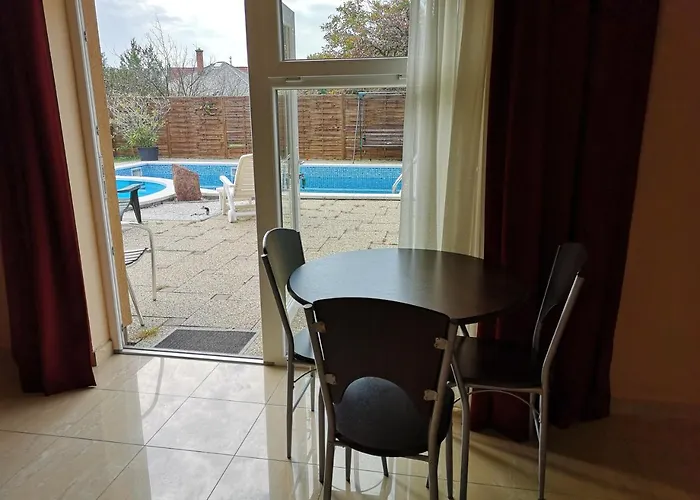 Borostyan Panzio Балатонфюред