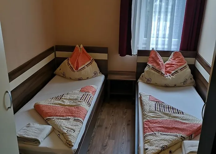 Bed and Breakfast Borostyan Panzio